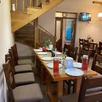 Hotel Bobrovski 3*